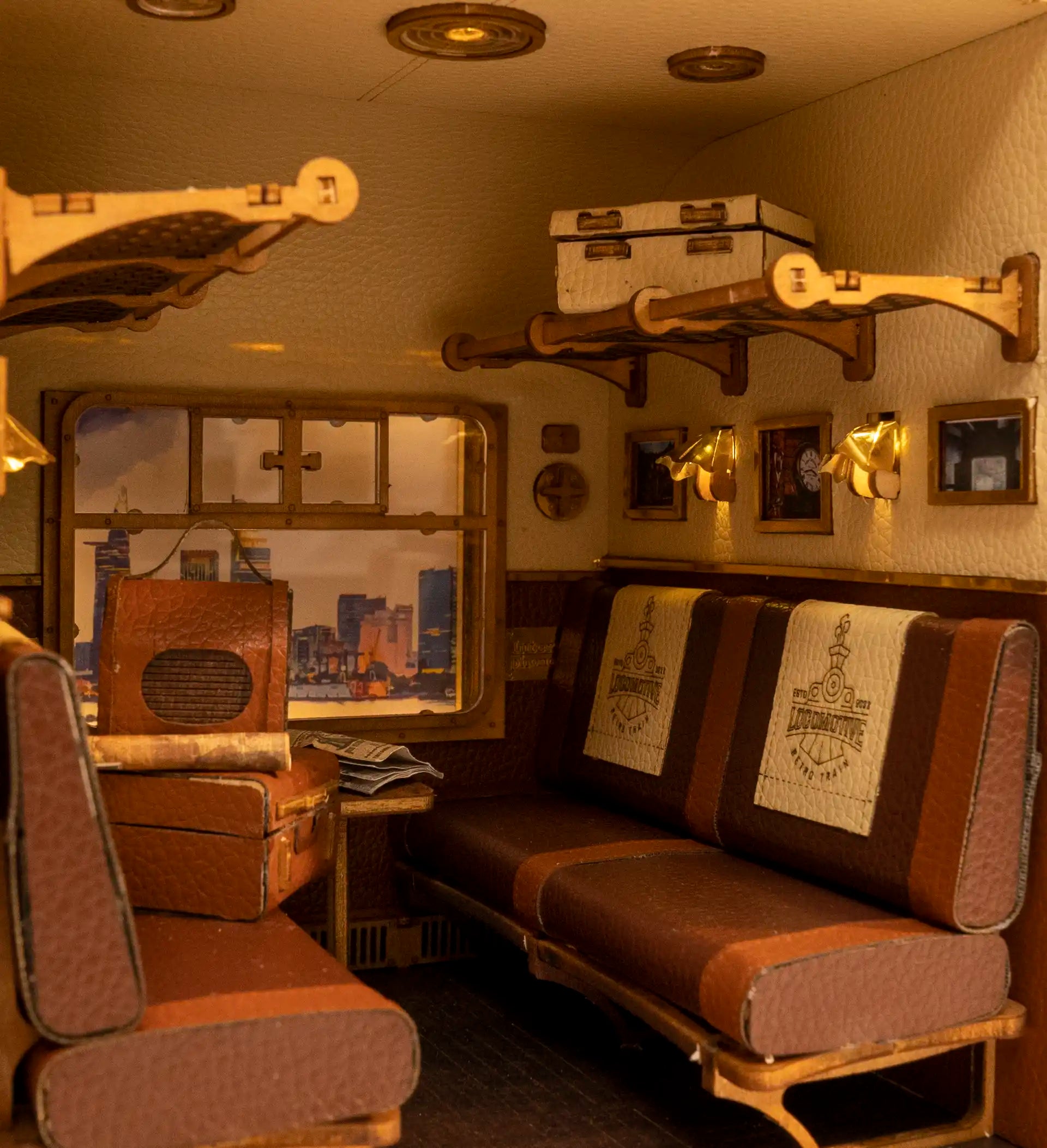 Mô hình 1940s Train Cabin